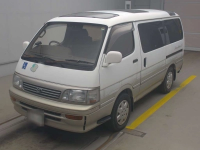 TOYOTA HIACE WAGON