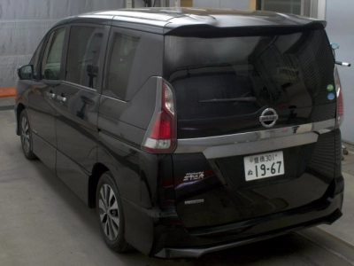 NISSAN SERENA