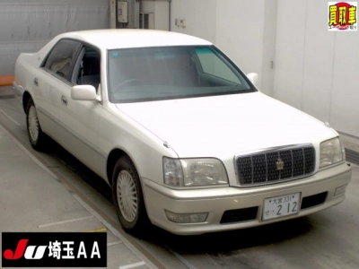 TOYOTA CROWN MAJESTA