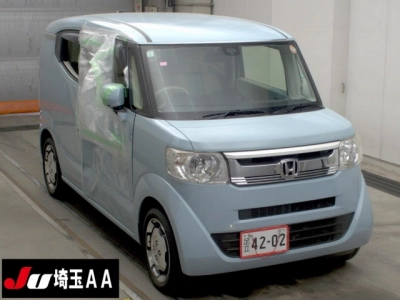 HONDA N-BOX SLASH