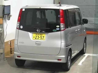 NISSAN ROOX