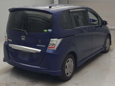 HONDA FREED HYBRID