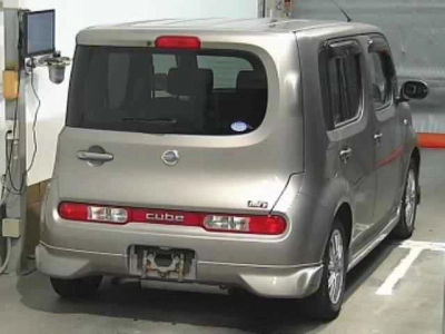 NISSAN CUBE