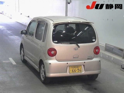 DAIHATSU MOVE LATTE