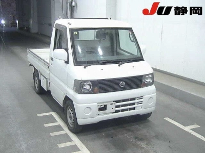 NISSAN CLIPPER TRUCK