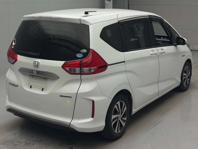 HONDA FREED + HYBRID