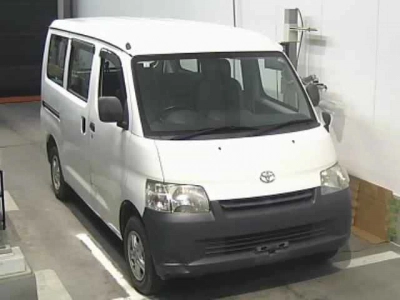TOYOTA LITE ACE VAN