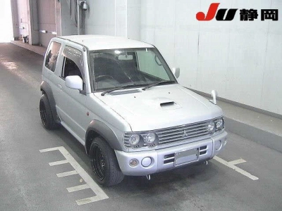 MITSUBISHI PAJERO MINI