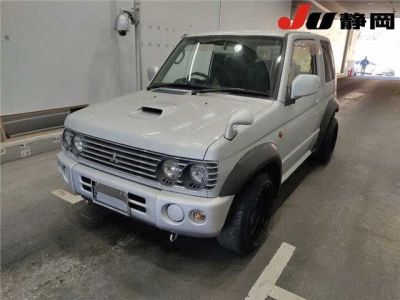MITSUBISHI PAJERO MINI