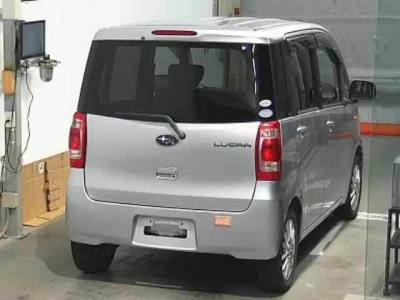 SUBARU LUCRA