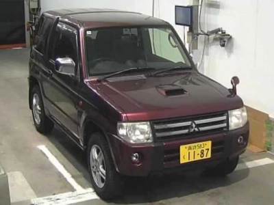 MITSUBISHI PAJERO MINI
