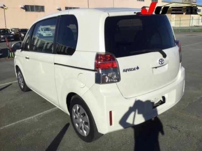 TOYOTA SPADE