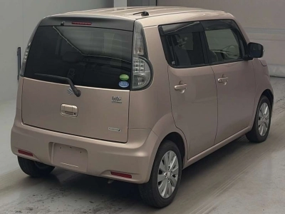 SUZUKI MRWAGON