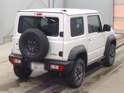 SUZUKI JIMNY SIERRA