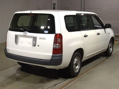 TOYOTA SUCCEED VAN