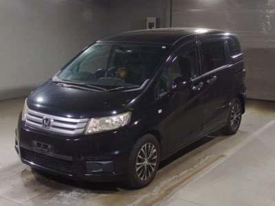 HONDA FREED SPIKE