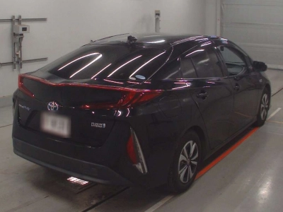 TOYOTA PRIUS PHV