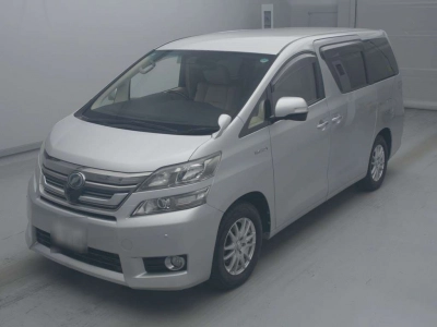 TOYOTA VELLFIRE HYBRID