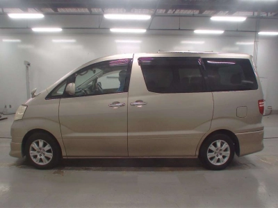 TOYOTA ALPHARD V