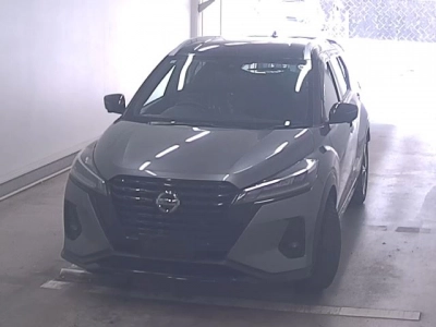 NISSAN KICKS