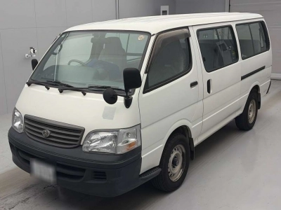TOYOTA HIACE WAGON