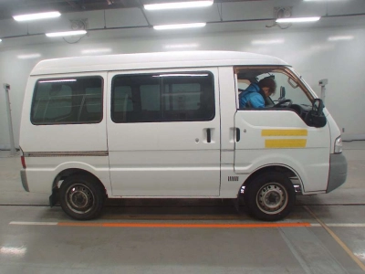NISSAN VANETTE VAN