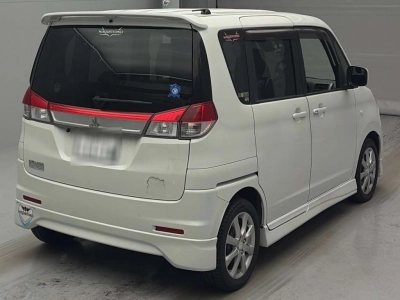 MITSUBISHI DELICA D:2