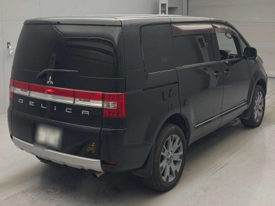 MITSUBISHI DELICA D:5