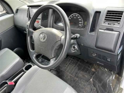 TOYOTA LITE ACE VAN