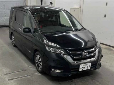 NISSAN SERENA