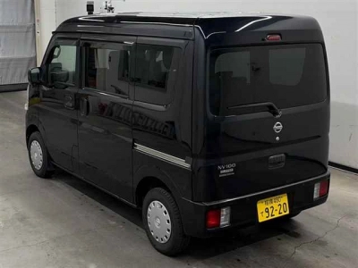 NISSAN NV100 CLIPPER