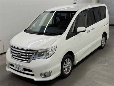 NISSAN SERENA