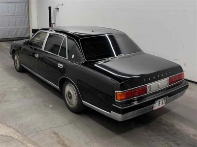 TOYOTA CENTURY