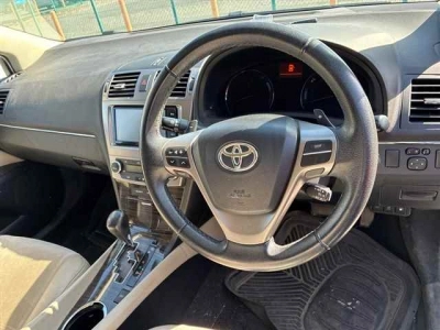 TOYOTA AVENSIS WAGON