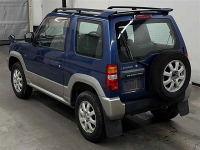MITSUBISHI PAJERO MINI