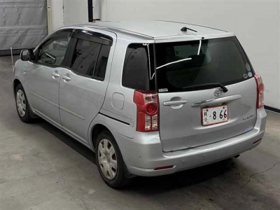 TOYOTA RAUM