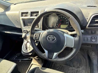 TOYOTA RACTIS