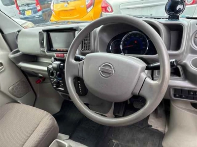 NISSAN NV100 CLIPPER