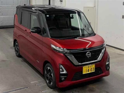 NISSAN ROOX