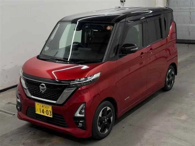 NISSAN ROOX