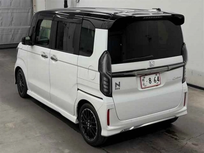 HONDA N BOX CUSTOM