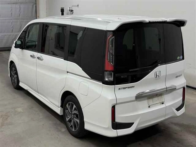 HONDA STEPWGN SPADA
