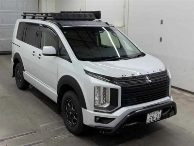 MITSUBISHI DELICA D:5