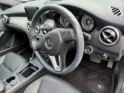 MERCEDES BENZ CLA