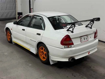 MITSUBISHI LANCER EVOLUTION