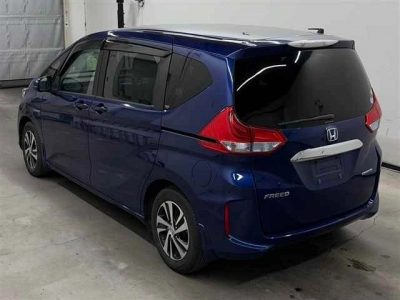 HONDA FREED HYBRID