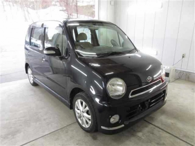 DAIHATSU MOVE LATTE