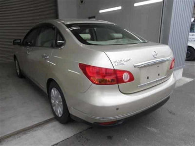 NISSAN BLUEBIRD SYLPHY