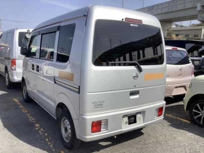 NISSAN NV100 CLIPPER