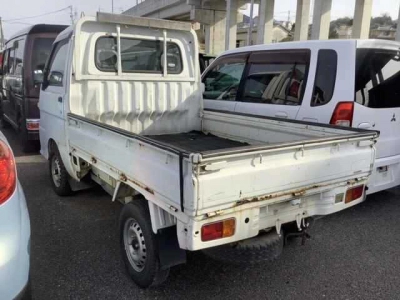 DAIHATSU HIJET TRUCK